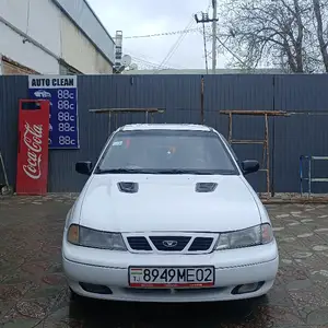 Daewoo Nexia, 1996