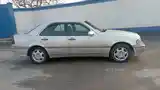 Mercedes-Benz E class, 1995-10