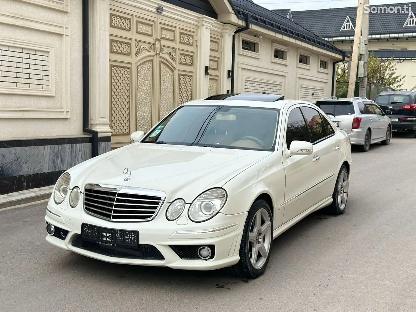 Mercedes-Benz E class, 2008-1