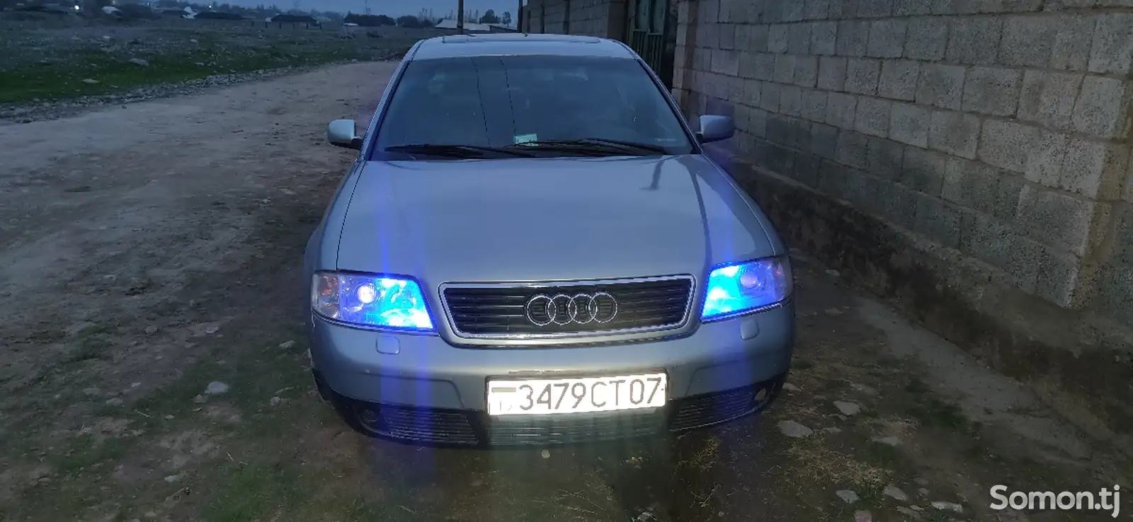 Audi A6, 2000-1