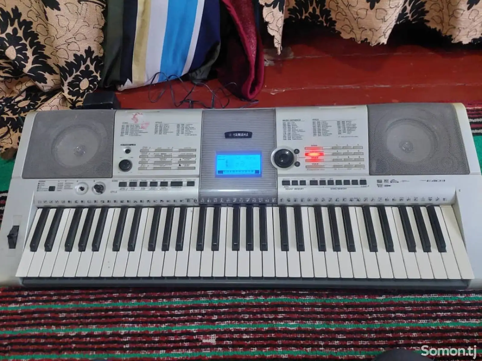 Синтезатор Yamaha PSR-E403-1