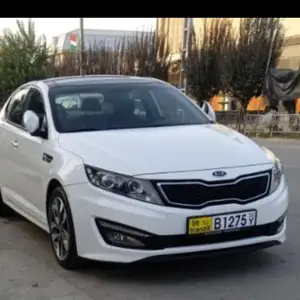 Kia K5, 2011