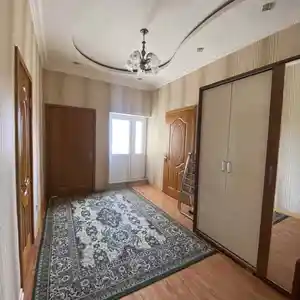 1-комн. квартира, 13 этаж, 63 м², И.Сомони