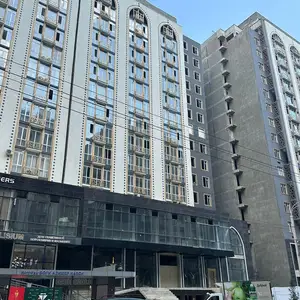 2-комн. квартира, 10 этаж, 92 м², И. Сомони