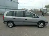 Opel Zafira, 2001-2