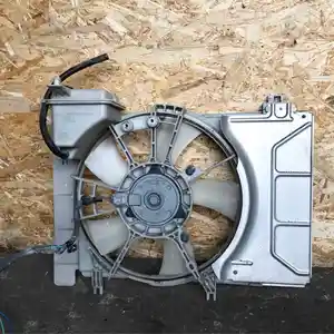 Вентилятор охлаждения двигателя Toyota Vitz Yaris, SCP90, 2006-2010г