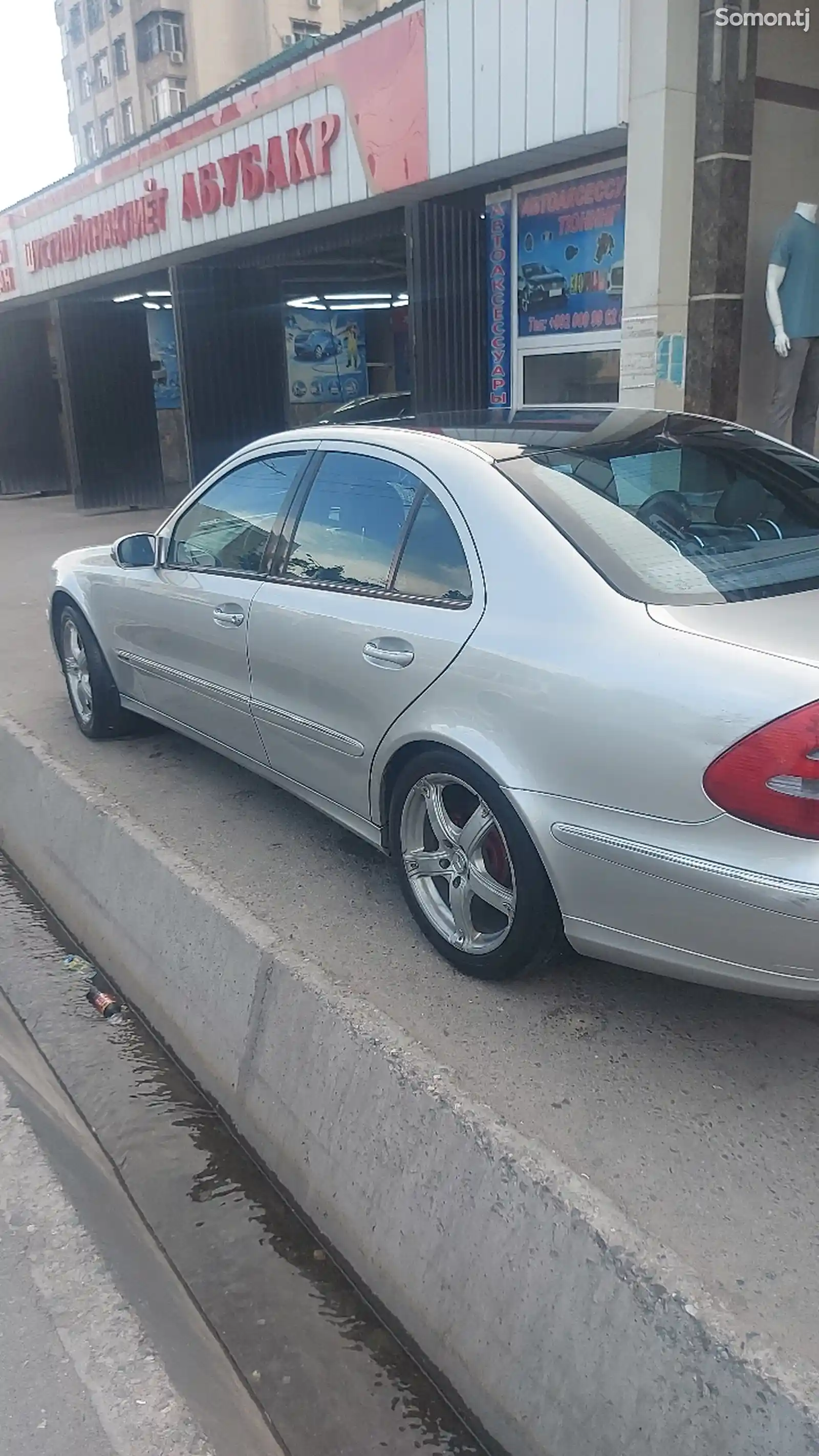 Mercedes-Benz E class, 2004-3