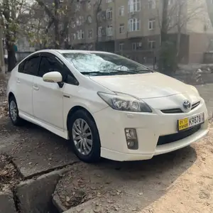 Toyota Prius, 2011