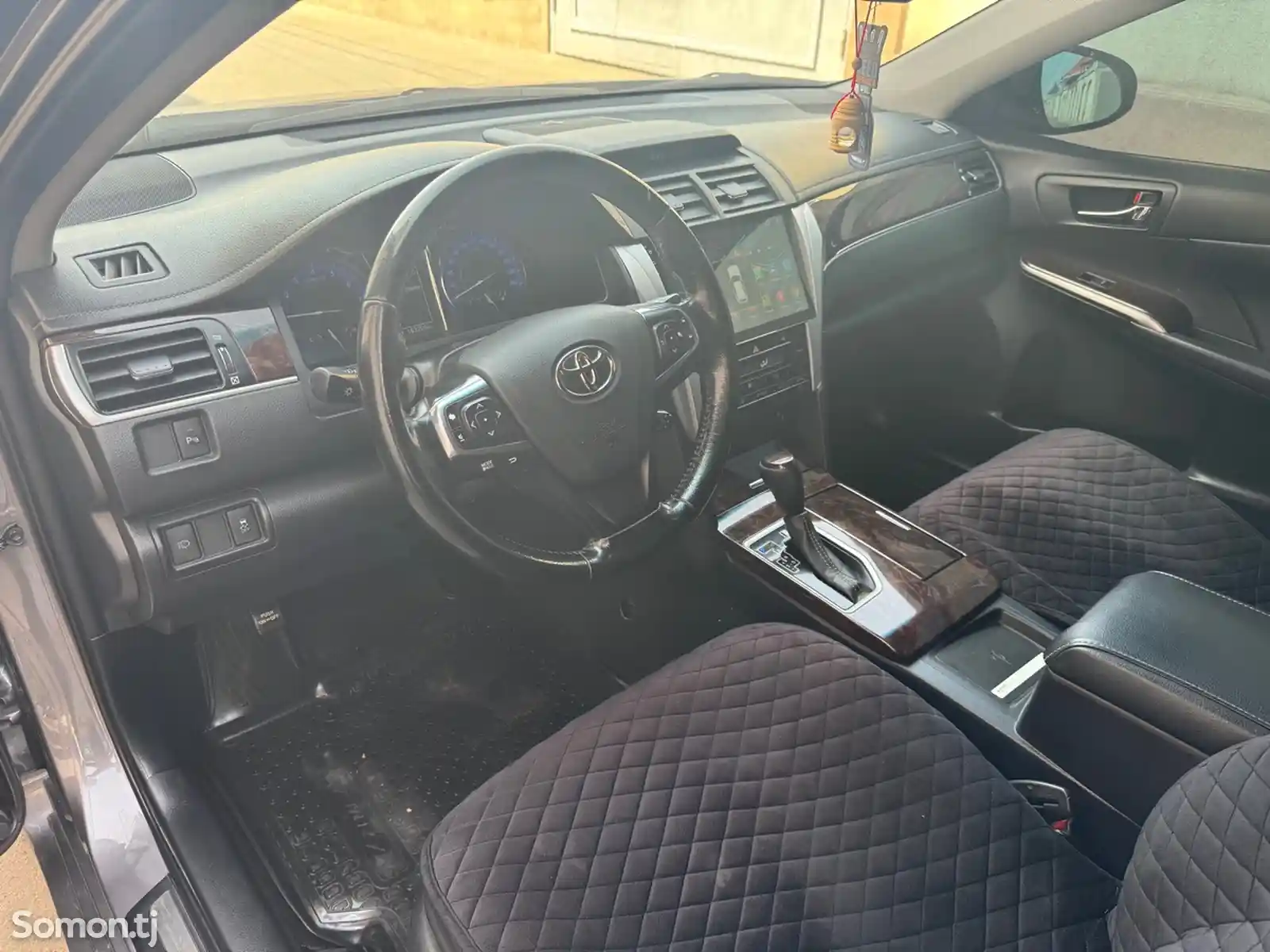 Toyota Camry, 2016-6