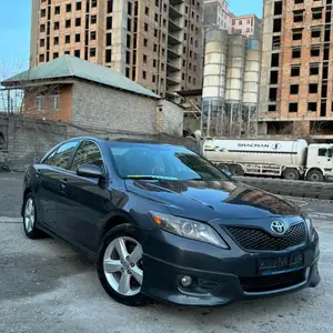 Toyota Camry, 2011