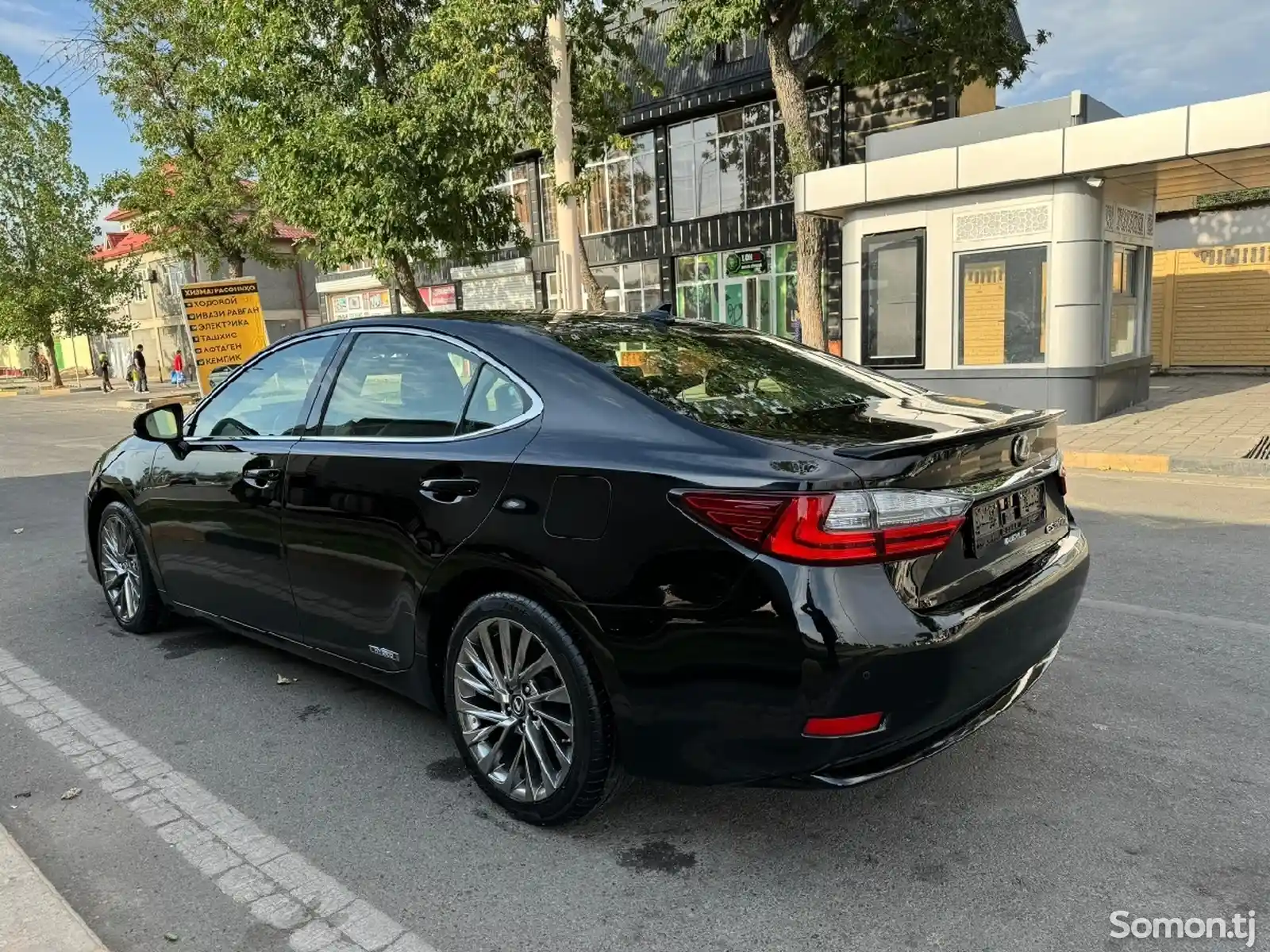 Lexus ES series, 2014-1