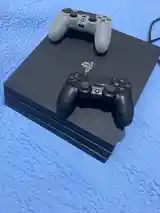 Игровая приставка PlayStation 4pro-3