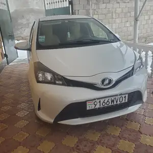 Toyota Vitz, 2014