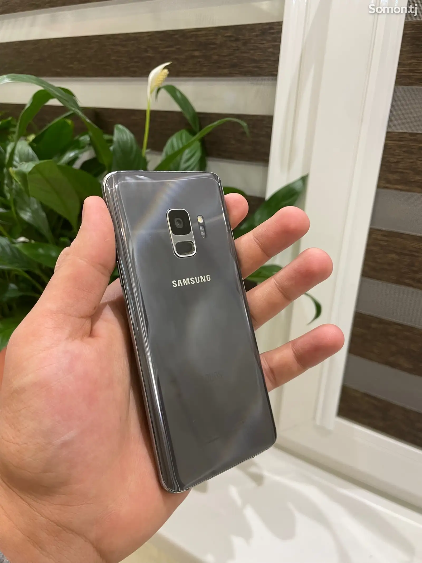 Samsung Galaxy S9 Dubai-1