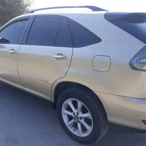 Lexus RX series, 2009