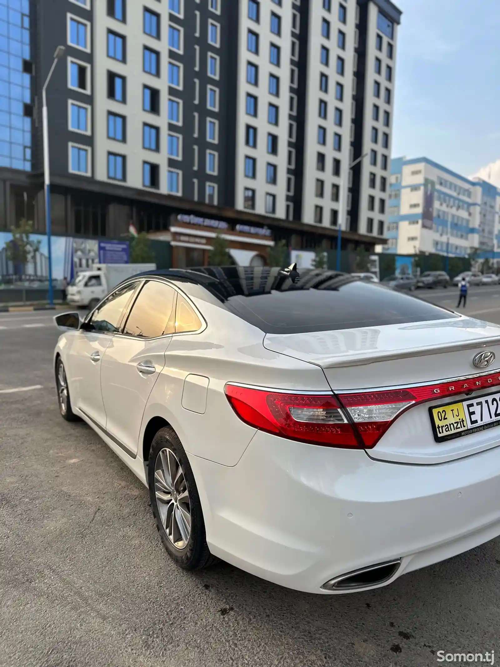 Hyundai Grandeur, 2014-3