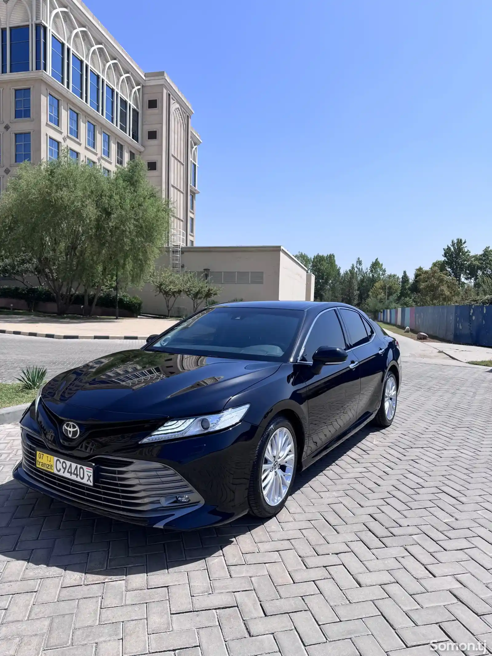 Toyota Camry, 2018-1