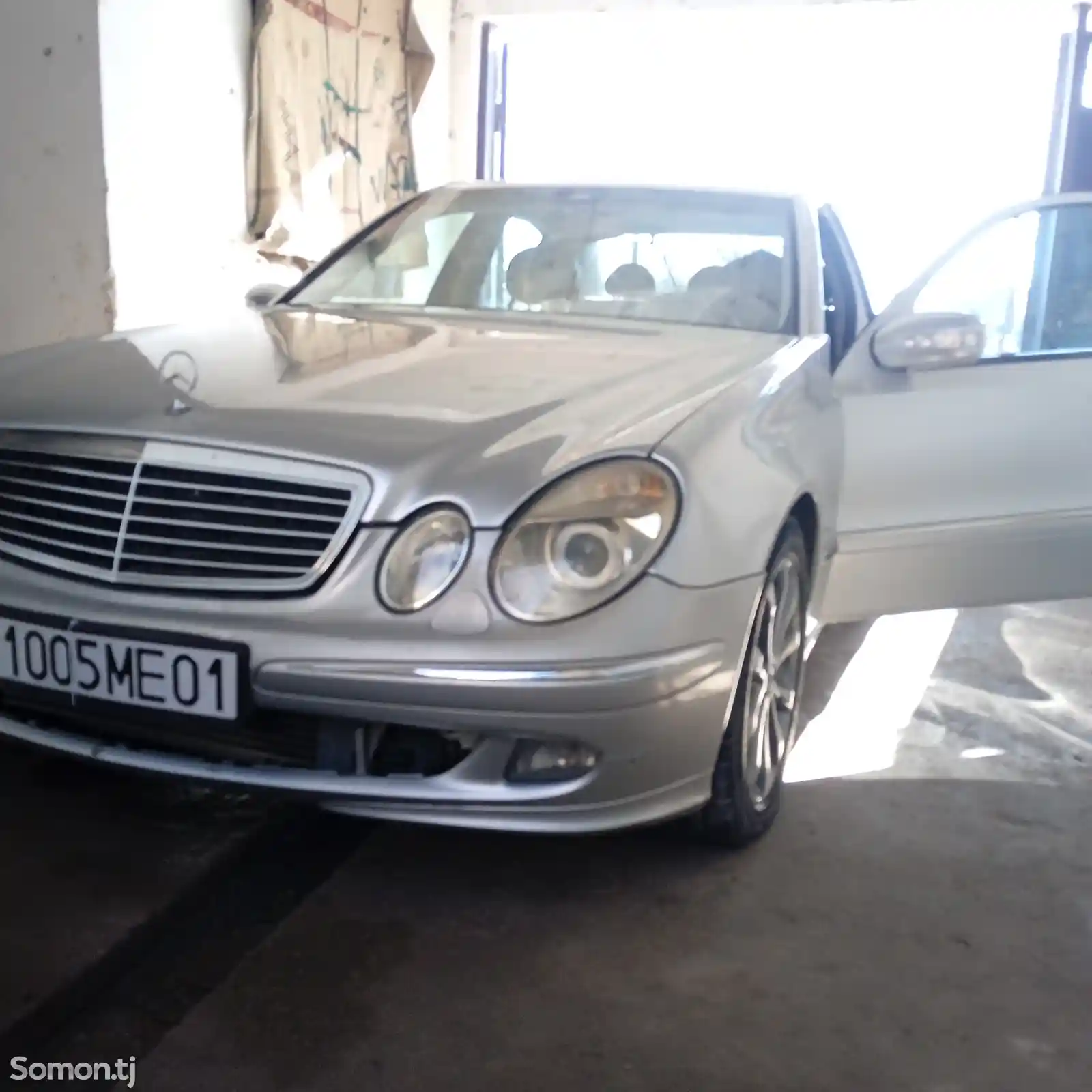 Mercedes-Benz E class, 2005-1