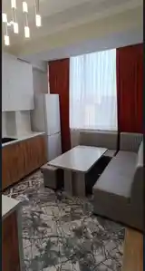 2-комн. квартира, 6 этаж, 60м², 19 мкр-13