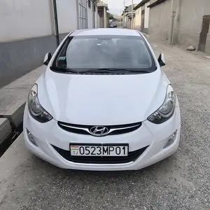 Hyundai Avante, 2012