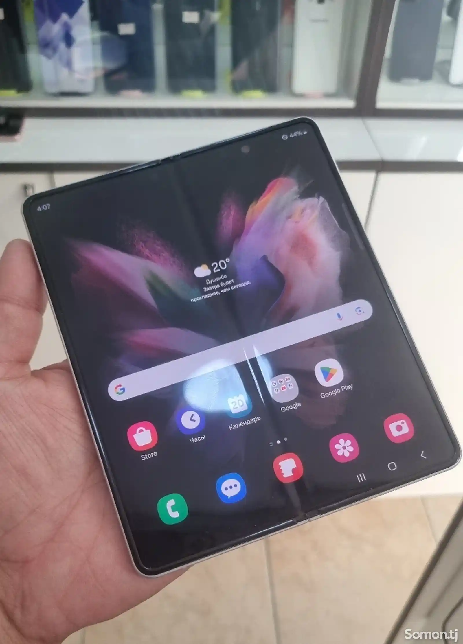 Samsung Galaxy Z fold 3-4