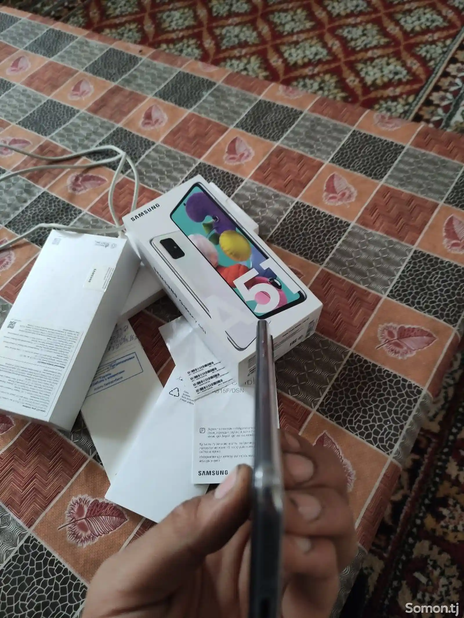 Samsung Galaxy A51-3