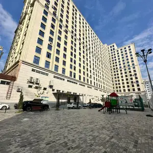 3-комн. квартира, 13 этаж, 110 м², шохмансур