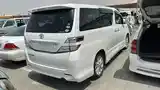 Toyota Vellfire, 2014-3