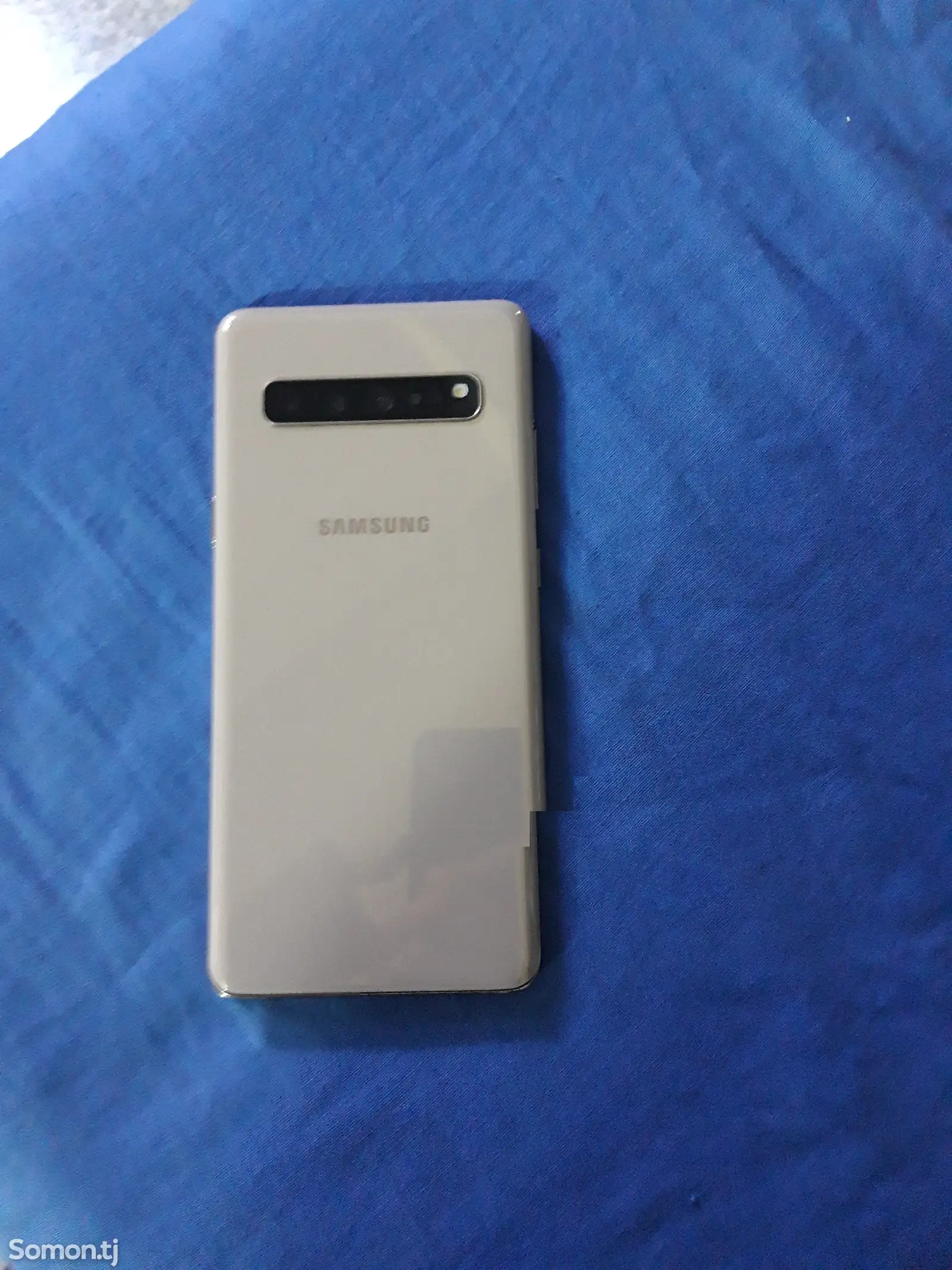 Samsung Galaxy S10 5G-1