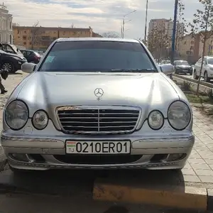 Mercedes-Benz E class, 2001