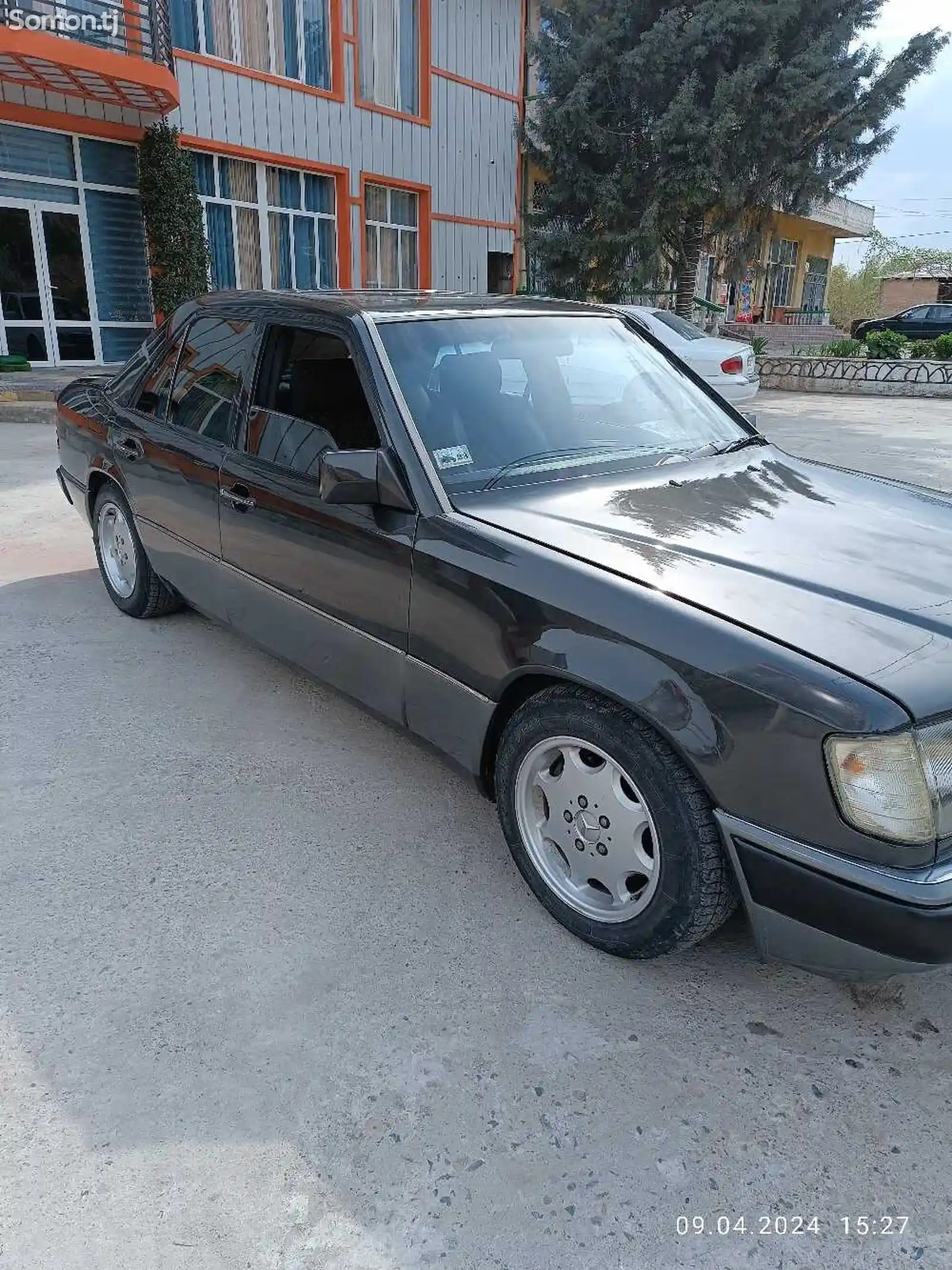 Mercedes-Benz W124, 1990-7