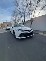 Toyota Camry, 2018-3