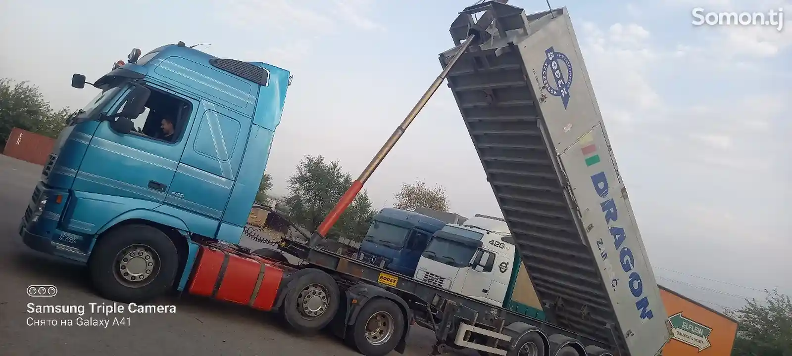 Полуприцеп самосвал Volvo FH 13 480, 2006-2