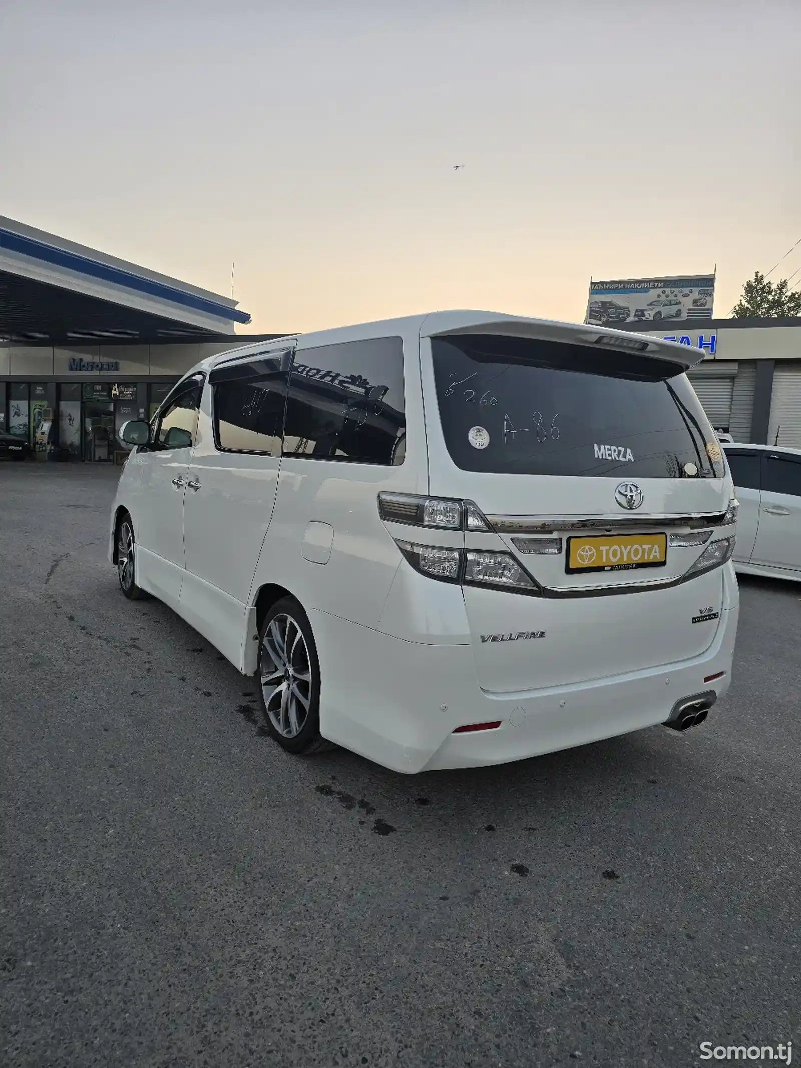 Toyota Vellfire, 2014-7