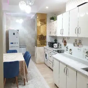 3-комн. квартира, 6 этаж, 83м², 84мкр