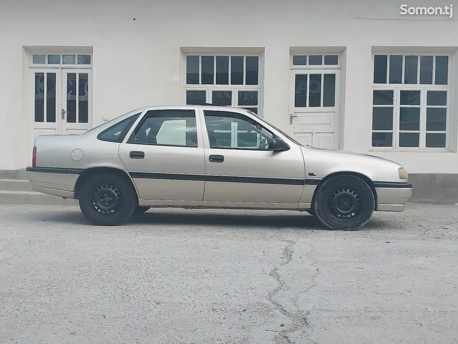 Opel Vectra A, 1992-2