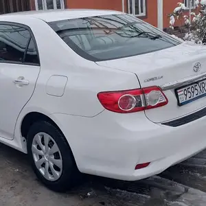 Toyota Corolla, 2011