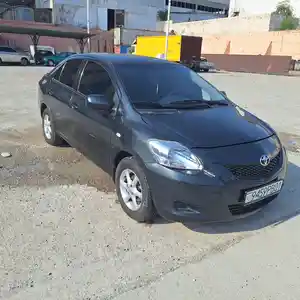 Toyota Yaris, 2012