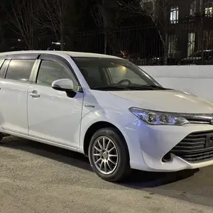 Toyota Fielder, 2015