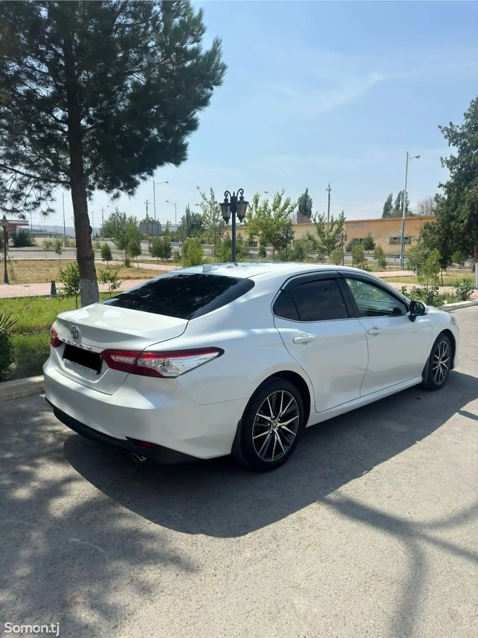 Toyota Camry, 2021-5