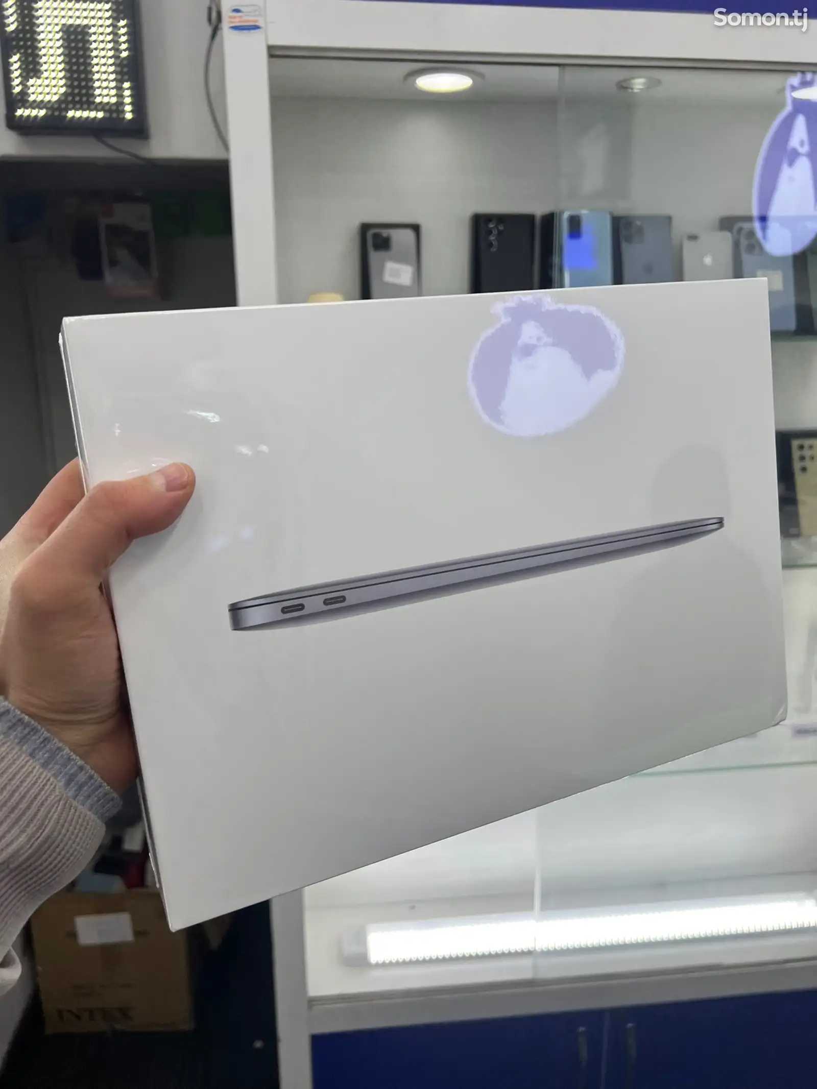 Ноутбук Apple MacBook Аir 13 M1 8/256Gb-1