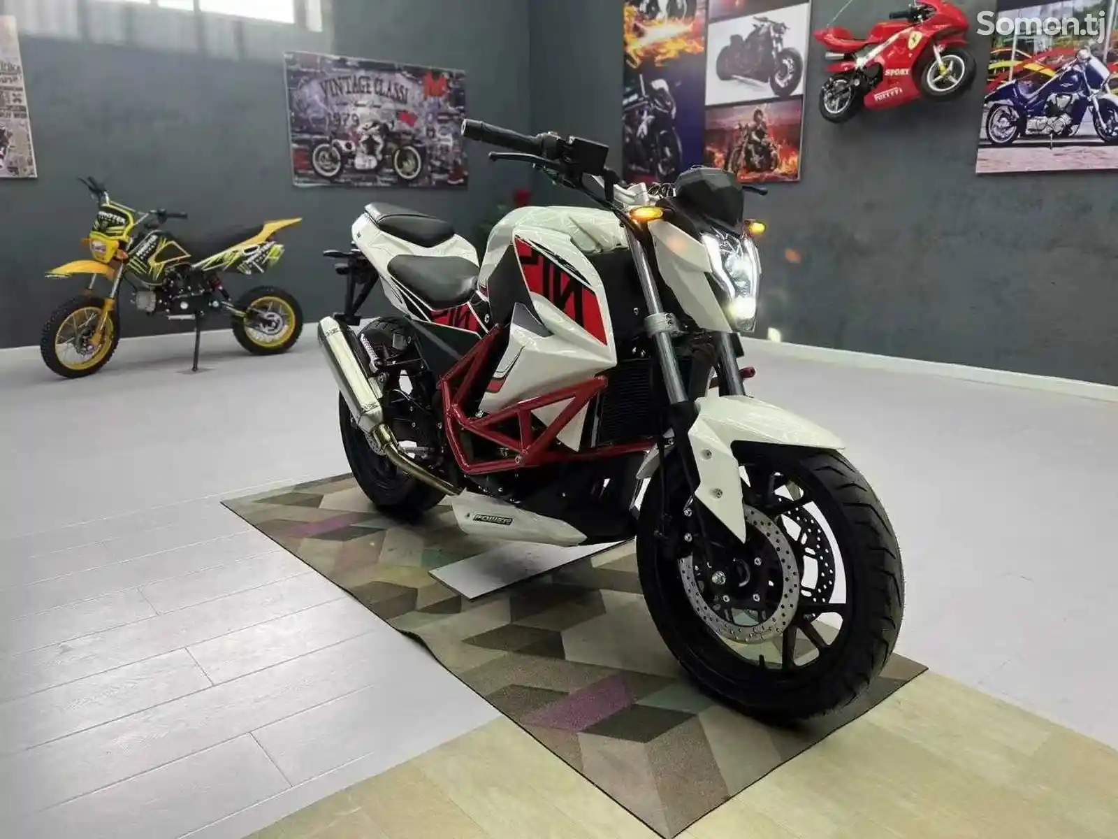 Мотоцикл Xiaofeng-400cc на заказ-3