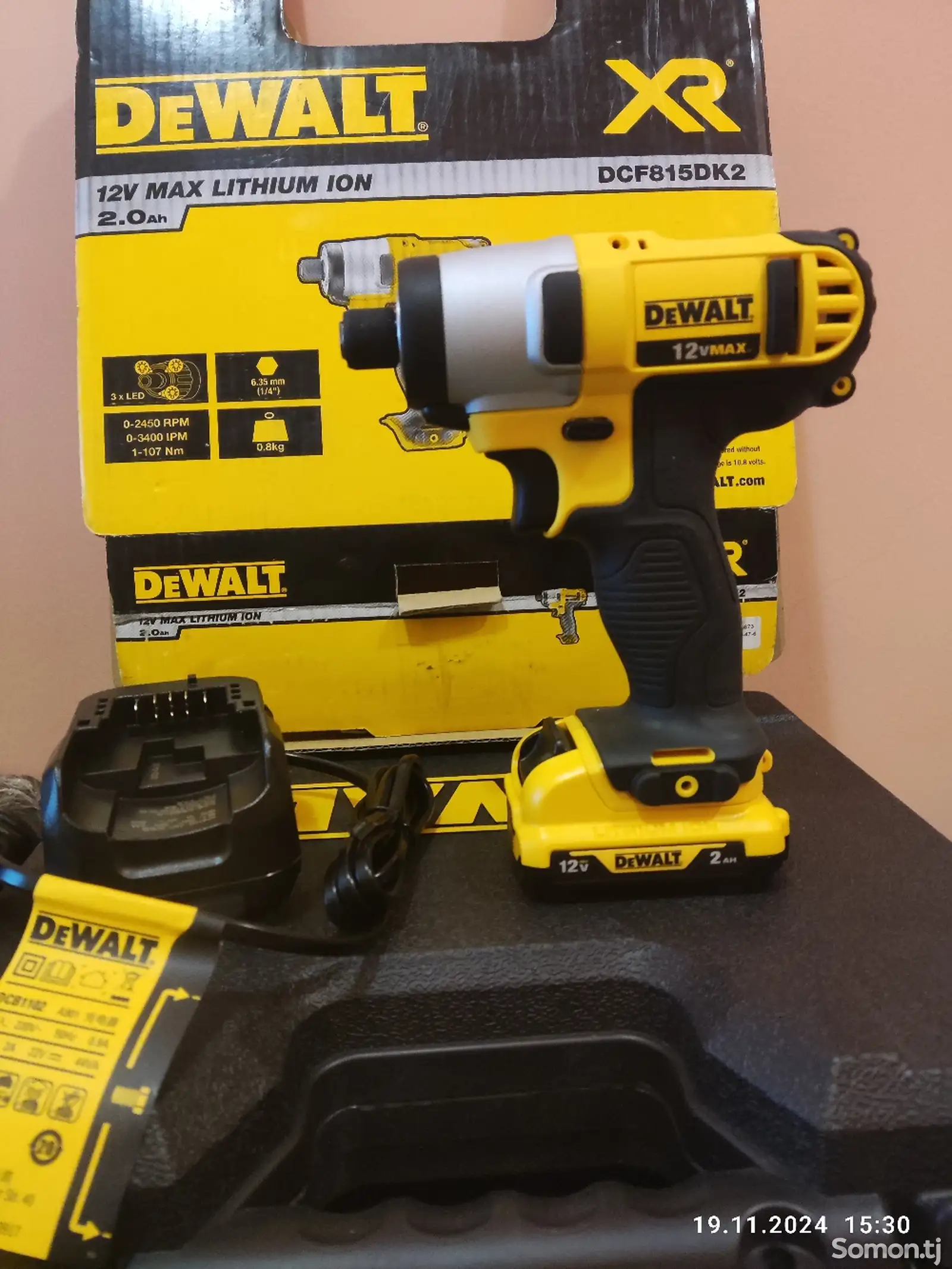 Ударный шуруповёрт DEWALT DCF815 DK2 12 v 2 ah-1