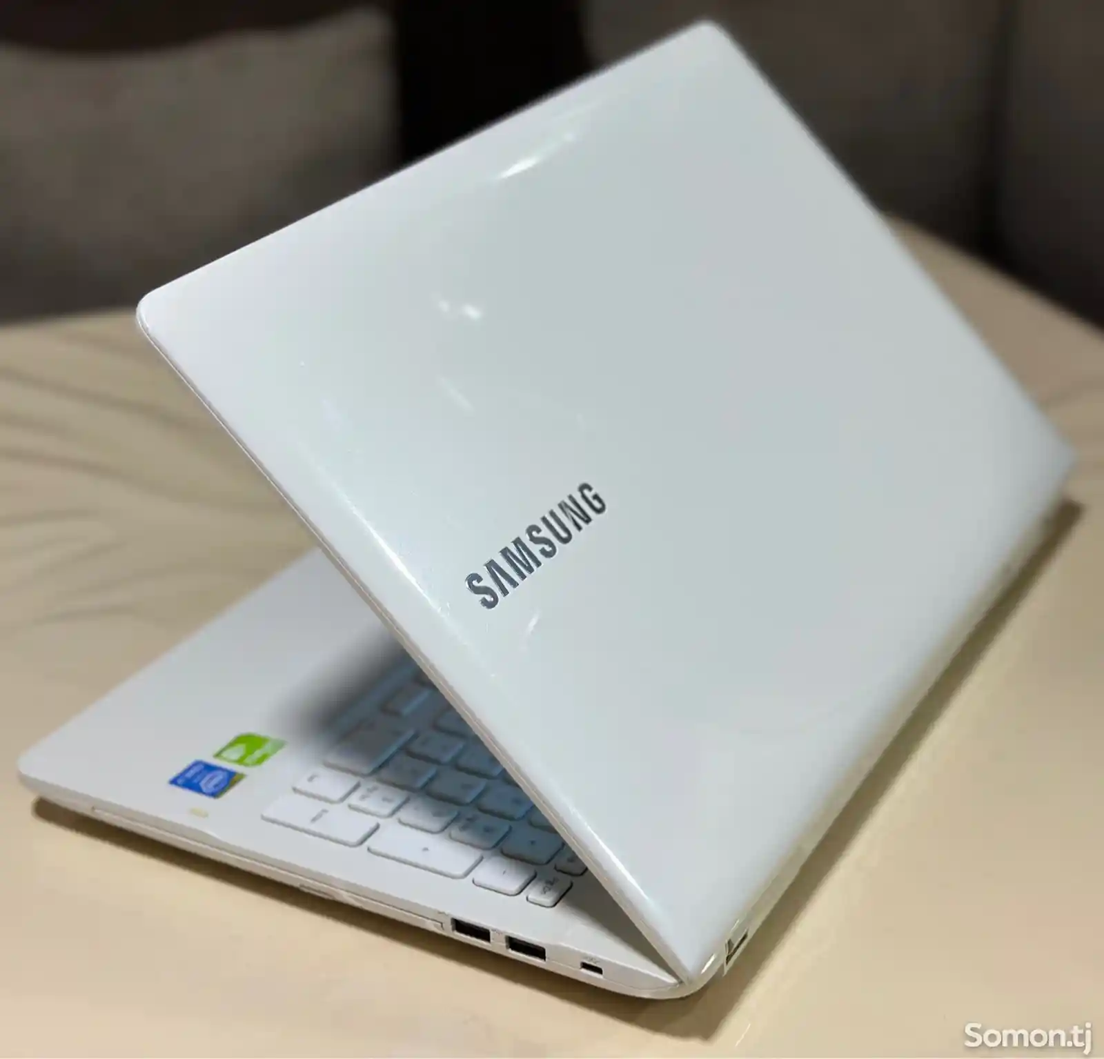 Ноутбук Samsung 270E5K i7-5gen-4