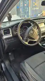 Toyota Highlander, 2015-10