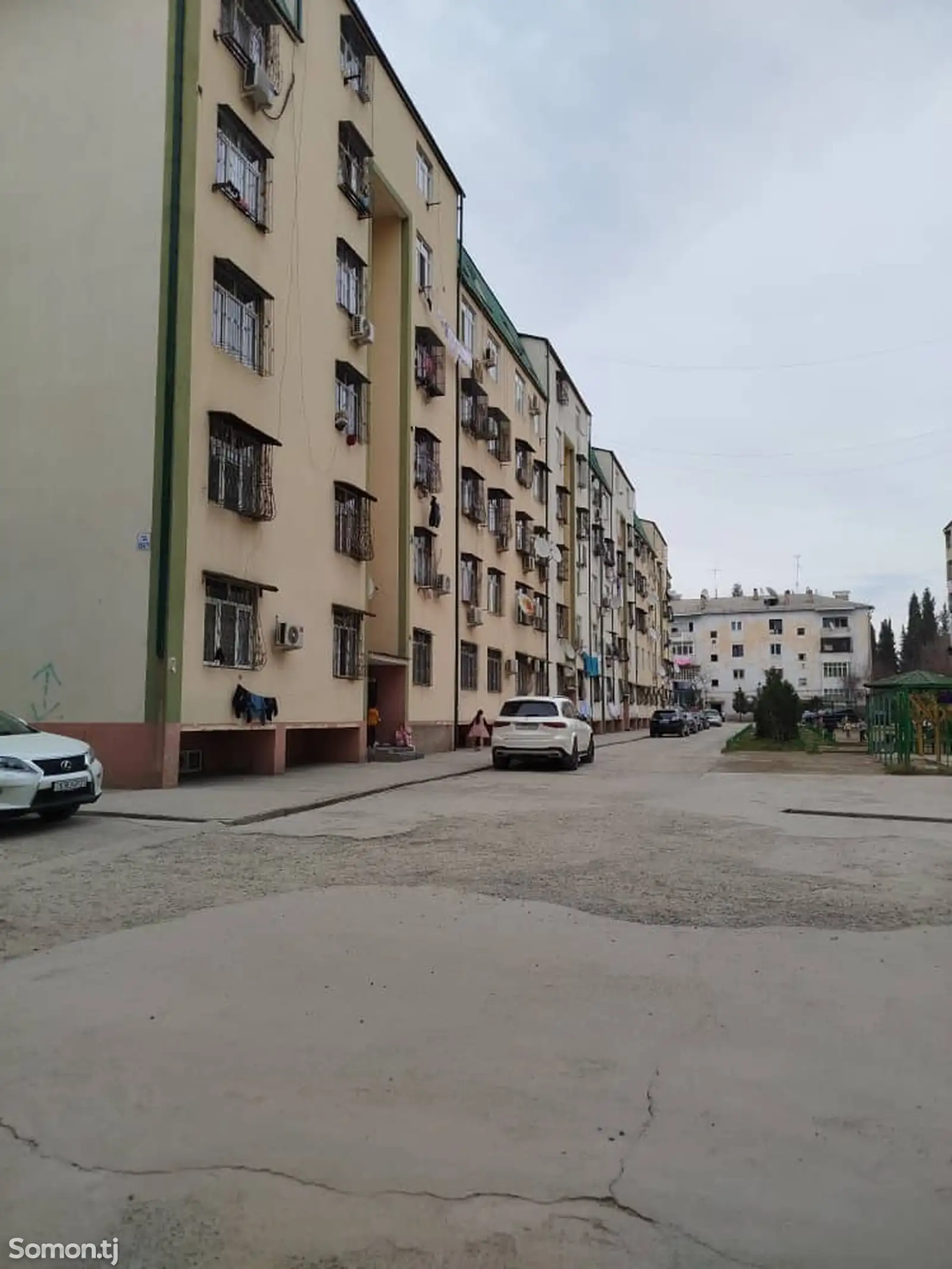 3-комн. квартира, 3 этаж, 75 м², 9 км-1