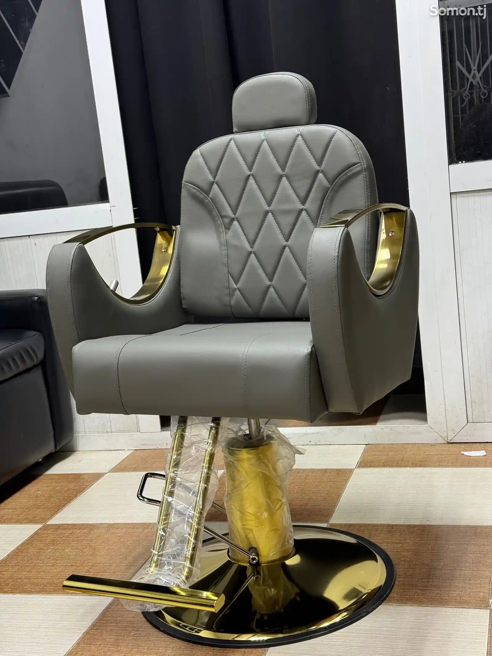 Кресло для парикмахера-2
