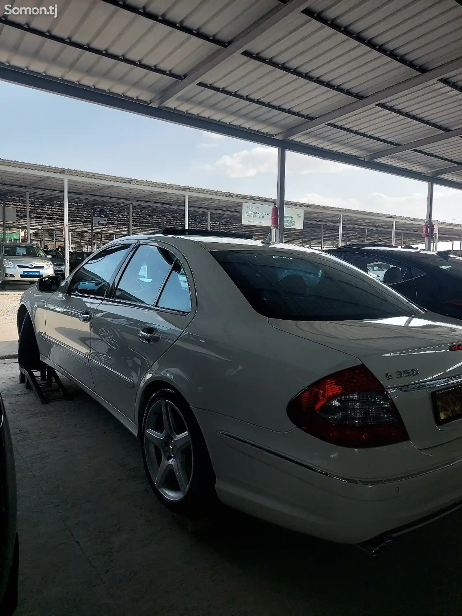 Mercedes-Benz E class, 2008-5