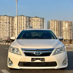 Toyota Camry, 2014