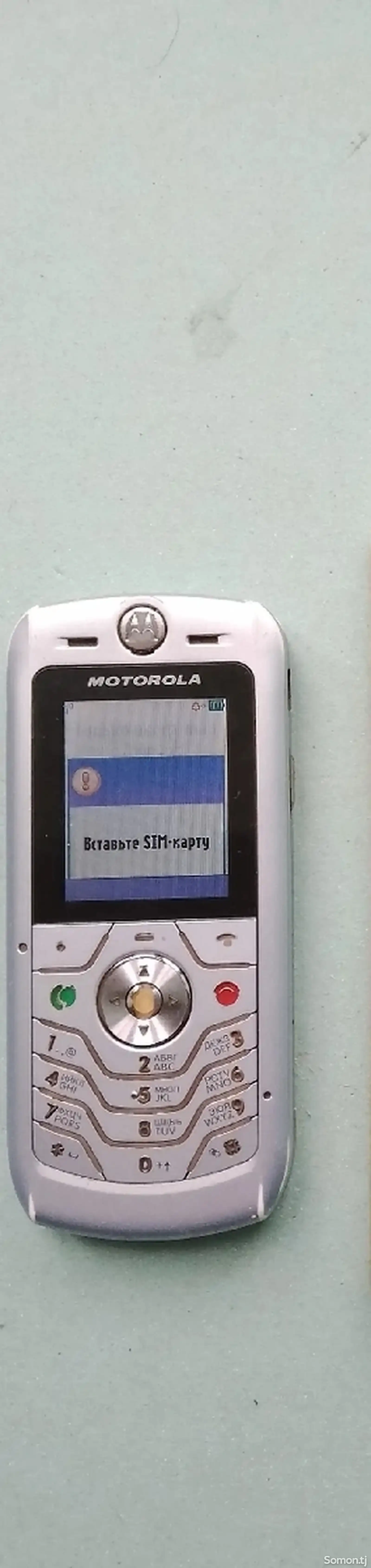 Телефон Motorola-1